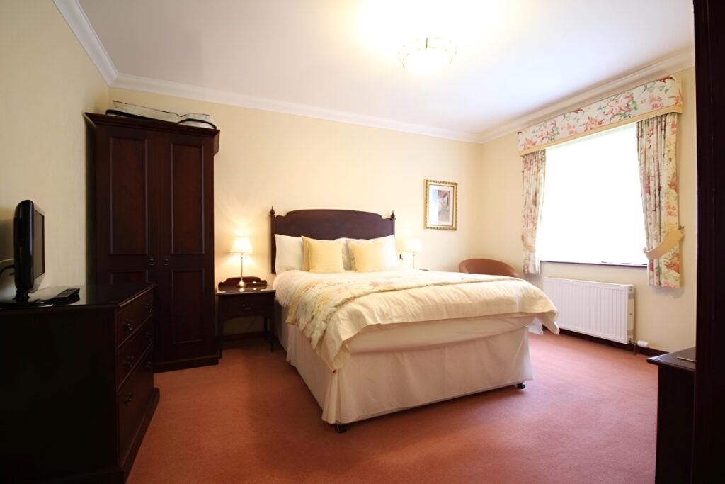 standard Double Room 1200x800 1
